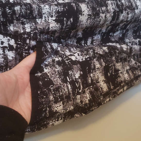 Lolë Casual Pants - Picture 2 of 6